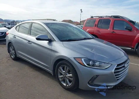 2017 Hyundai Elantra Value Edition z USA, uszkodzony, nr VIN 5NPD84LF9HH187691
